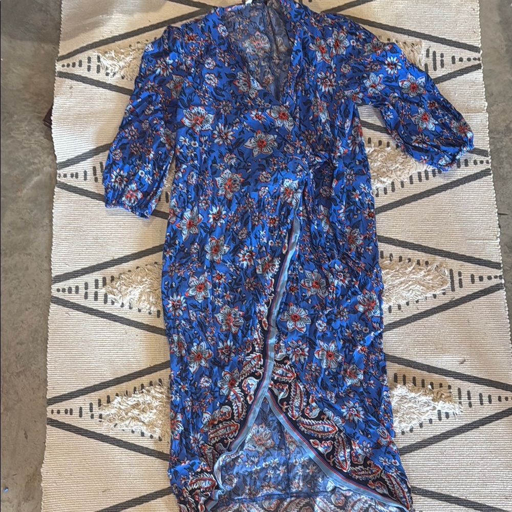 Zara Influencer Popular Floral Blue Wrap Dress👗🎉
